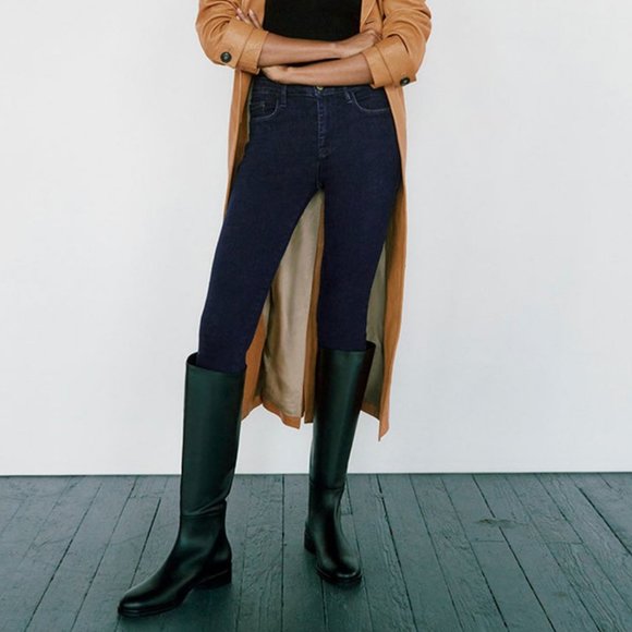 NWT Frame Le One Mid Rise Skinny Jeans Size 2